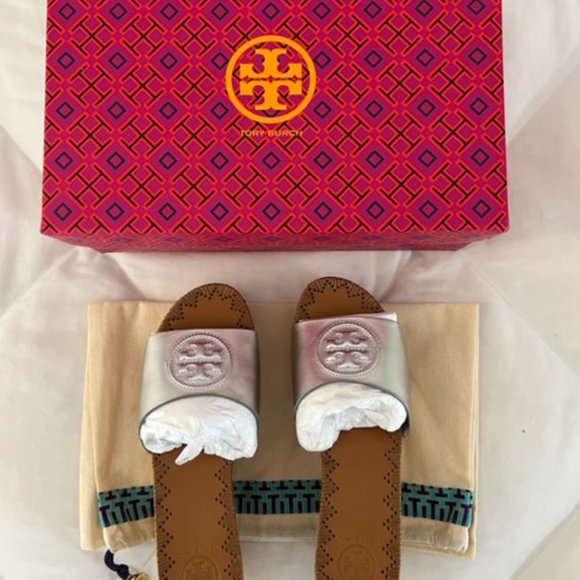 NIB Tory Burch Patty 80mm Platform Wedge Sandal Veg Nappa Metallic Silver 7 RARE - Picture 4 of 14